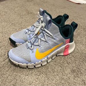 Women’s Nike Metcon 3 Shoes. Blue Size 8